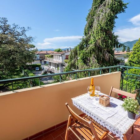 Апартаменты New Luxury 2Bdr Terrace, Views, Ac Марина-ди-Каррара Экстерьер фото