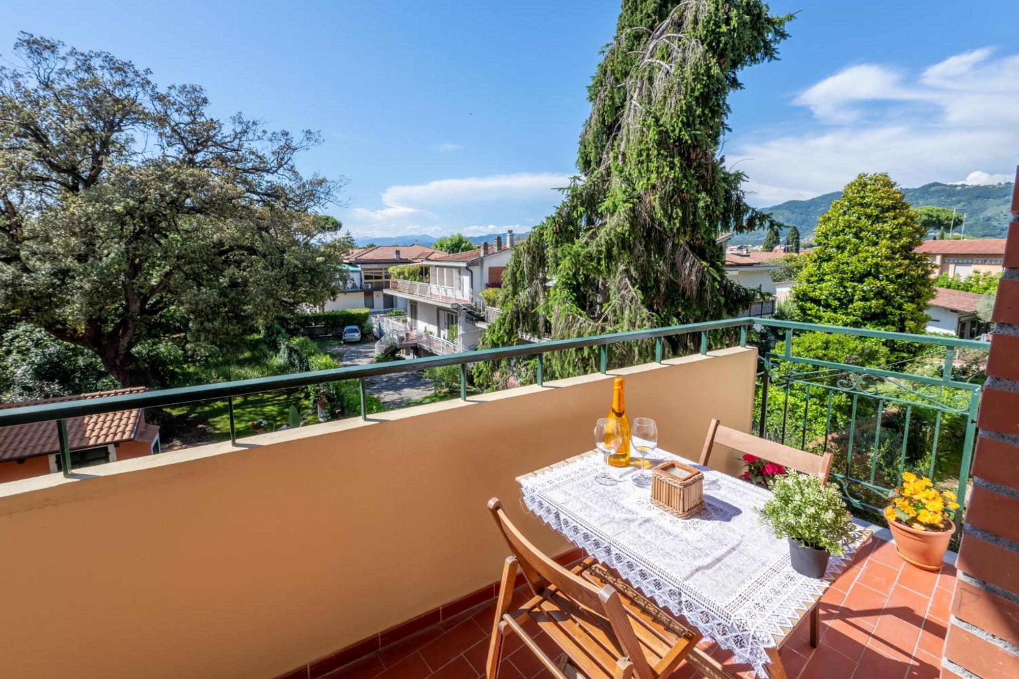 Апартаменты New Luxury 2Bdr Terrace, Views, Ac Марина-ди-Каррара Экстерьер фото